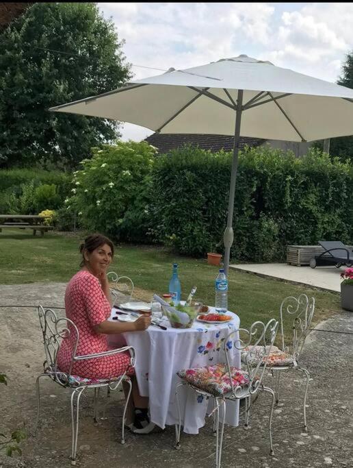 Chaumiere De Charme Cosy Villa Saint-Éloi-de-Fourques Екстериор снимка
